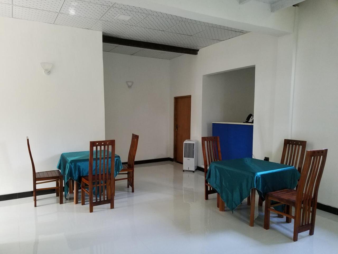 Yashumi Homestay Dambulla Bagian luar foto