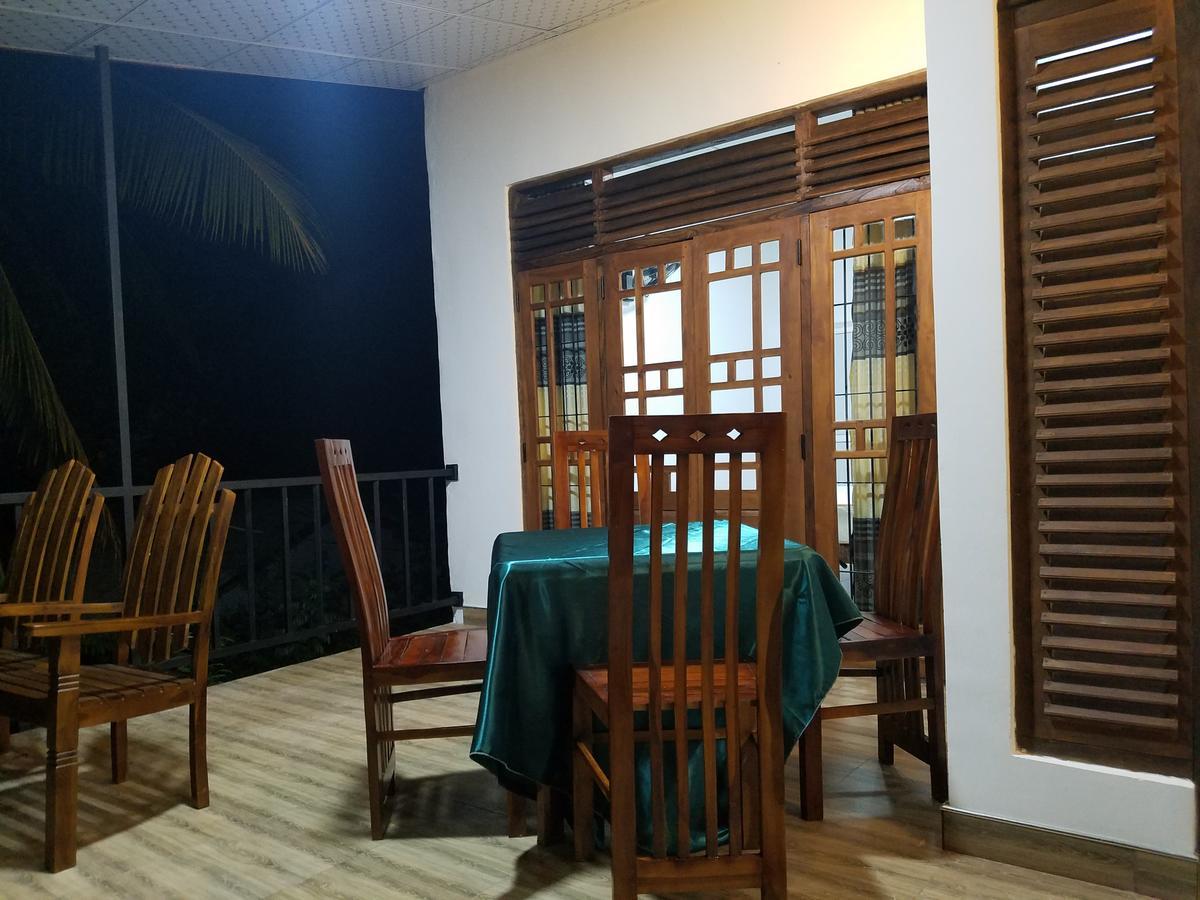 Yashumi Homestay Dambulla Bagian luar foto